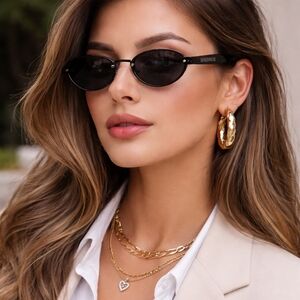 FENDI Vintage Sunglasses – Made in Italy – Authentic